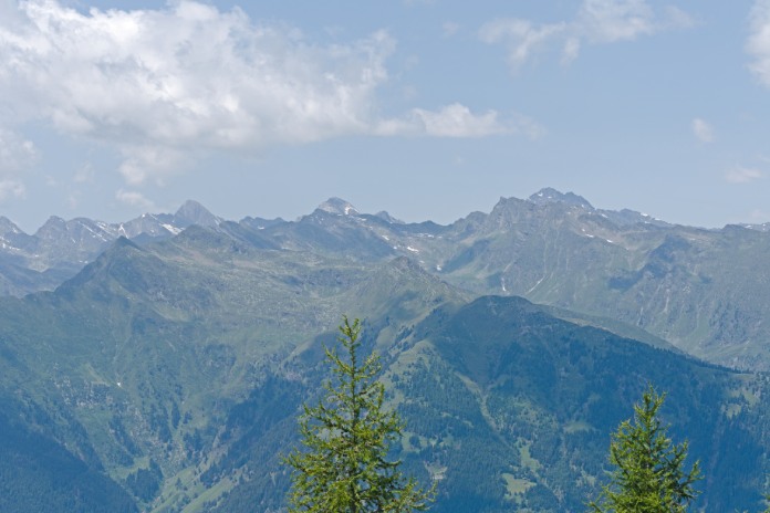 Schenna Klammeben con vista a los Alpes de Ötztal.